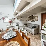 Magic Dalu House אולביה